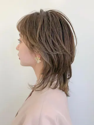 ミディアム カラー 🤍オオカワ レイナ🤍のヘアスタイル