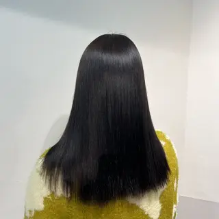 セミロング カラー piLLon sayuriのヘアスタイル