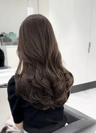 カラー トレンド美髪🇰🇷 knot表参道のヘアスタイル