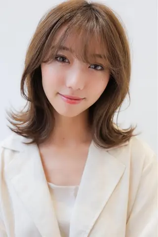 ミディアム kiy by ioeのヘアスタイル