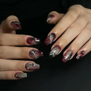 ネイル SoLuna 【ソルナ】のネイルデザイン