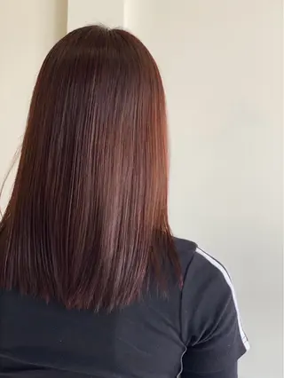 カラー 三輪 南月のヘアスタイル