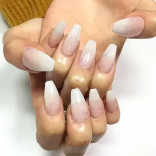 ロング ネイル Megumi Nailのネイルデザイン