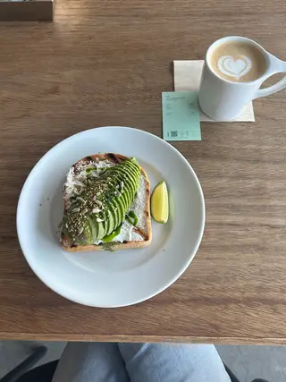 GO TODAY SHAiRE SALON Vellmie店所属・吉祥寺kasumi 🌛eye/browのマツエク・マツパデザイン