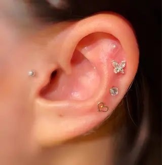 野村 智美のマツエク・マツパデザイン