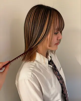 セミロング tonari所属・ブリーチモデル/ カットモデル/Riaのヘアスタイル