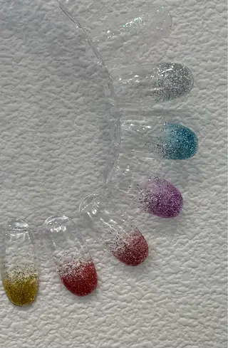 ネイル スピードネイル所属・加治屋 瑠菜のネイルデザイン