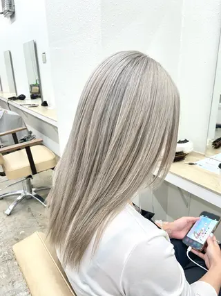 セミロング カラー BOB🌟ハイトーン /ブリーチ/TAKUのヘアスタイル