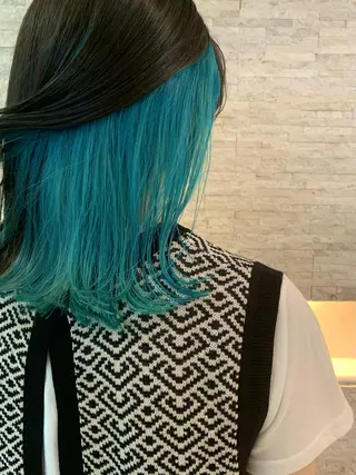 ミディアム カラー SUNS by TRUNK所属・✄折橋 彩花🐶🍑のヘアスタイル