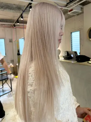 ロング カラー Loom.所属・村上雅人 ナチュラルモードのヘアスタイル