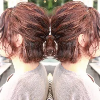 ショート カラー ヘアアレンジ Mariana/ 鶴原-ハイライトのヘアスタイル