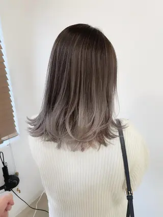 ミディアム カラー かわさき ともやのヘアスタイル