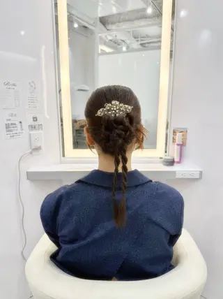 ミディアム R/🎀 ヘアセット・艶カラーのヘアスタイル