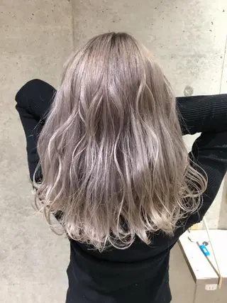 ミディアム カラー LA KING GINZA TOKYO所属・🧡ショートの達人 🧡SHOのヘアスタイル