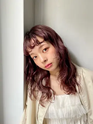 ロング カラー パーマ ヘアアレンジ 神田 凜音のヘアスタイル