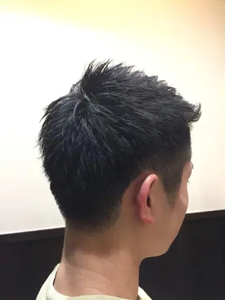 ショート ヒロ銀座ヘアーサロン 五反田店所属・寺嶋 涼のヘアスタイル