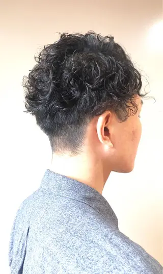 パーマ 長谷川 智也/ディレクターのヘアスタイル