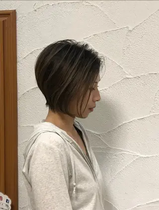 ショート サロントモ所属・小松崎 咲楽のヘアスタイル