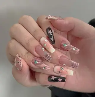 ネイル Oomiya 服部のネイルデザイン