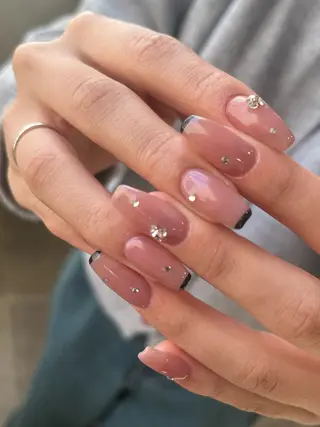 ネイル repos 金山ネイルサロンのネイルデザイン