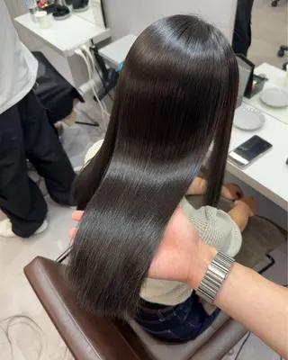 ロング 髪質改善× ブリーチなしyutoのヘアスタイル