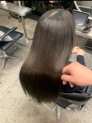 ロング 🍎縮毛矯正特化🍎 にしごおりのヘアスタイル