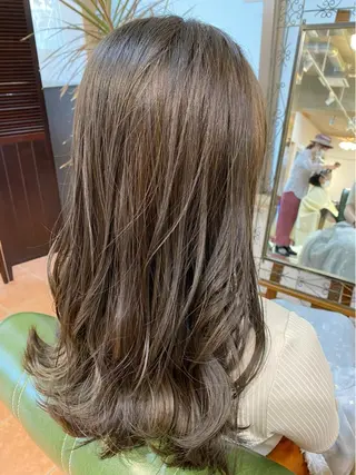 ロング カラー 石井 佑樹のヘアスタイル