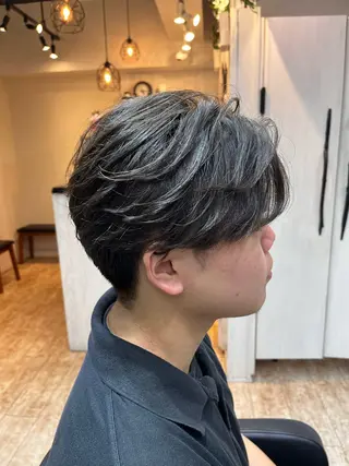 ショート Lily hair所属・メンズ’ショート特化 クロスのヘアスタイル