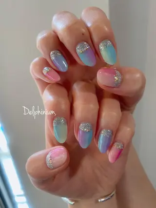 ネイル 岡本 友恵のネイルデザイン