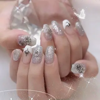 ネイル La chouchou所属・透明感/フィルイン/ 亀戸5分ラシュシュのネイルデザイン