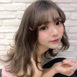 ミディアム 遠藤 眞実のヘアスタイル