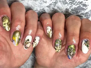 ネイル private salon TOMOMINAILs所属・TOMOMI NAILsのネイルデザイン