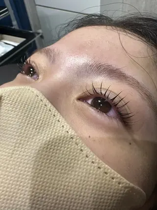 マツエク・マツパ La  SHE's 天王寺店所属・マルヤマ リナのマツエク・マツパデザイン