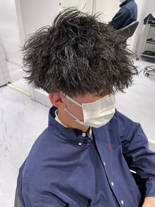 ショート カラー パーマ ヘアアレンジ メンズ キッズ マツエク・マツパ アイブロウ スパイキー/フェザー /波巻き/かいとのヘアスタイル
