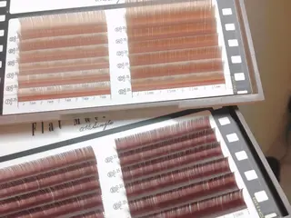 マツエク・マツパ ora'93~hair&eyelash~所属・平井 千佳の眉毛・アイブロウイメージ