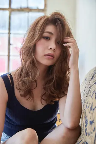 セミロング カラー 松本 明日可のヘアスタイル