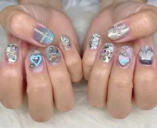 ネイル Yuna🩵 RE:N.Nailのネイルデザイン