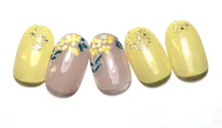 ネイル 矢野 美希のネイルデザイン