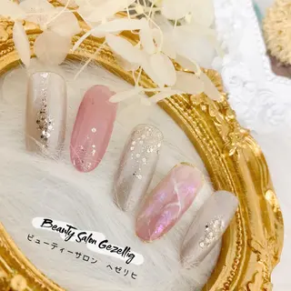 ネイル ビューティーサロン ヘゼリヒのネイルデザイン