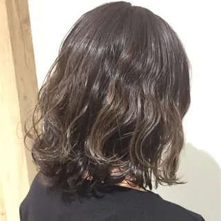 カラー 中林 由佳のヘアスタイル