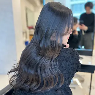 ロング カラー ブリーチなし/レイヤ ー特化🌈Tommyのヘアスタイル
