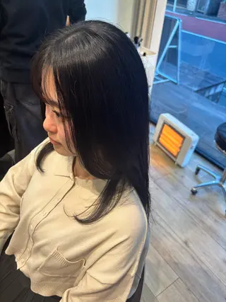 セミロング カラー ゆうこ🍀髪質改善/ ストレート/艶カラーのヘアスタイル