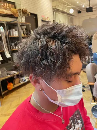 ミディアム パーマ メンズ エクステ指名No.1 【店長】橘田のヘアスタイル