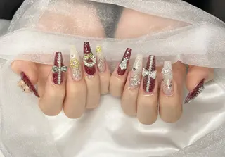 ネイル Roi〈ロワ〉 Minakoのネイルデザイン