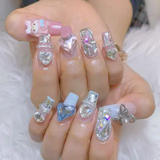 ネイル ミン ゴテゴテネイルのネイルデザイン