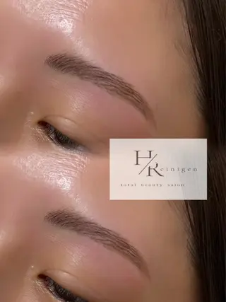 アイブロウ H/Reinigen所属・H/Reinigen レイニゲンの眉毛・アイブロウイメージ