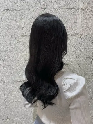 ロング カラー 艶カラー/ハイトーン Anjuのヘアスタイル