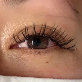 マツエク・マツパ Mylamination所属・ゆーな ‎🎀 浅草のマツエク・マツパデザイン