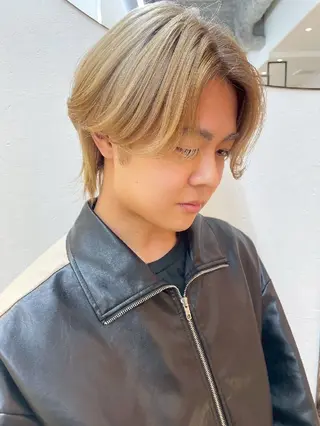 メンズ カラー メンズ ヘアメイク  ハイトーン キャロのヘアスタイル