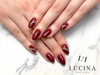 ネイル 新橋 ルキナ スタッフのネイルデザイン